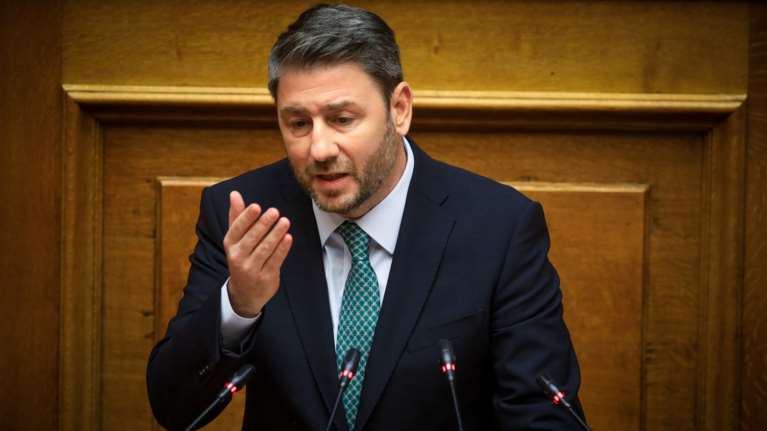 Ανδρουλάκης για προανακριτική: Ο Μητσοτάκης επιλέγει έναν θεσμικό ακροβατισμό για να βγει από την πολιτική θέση αδυναμίας του