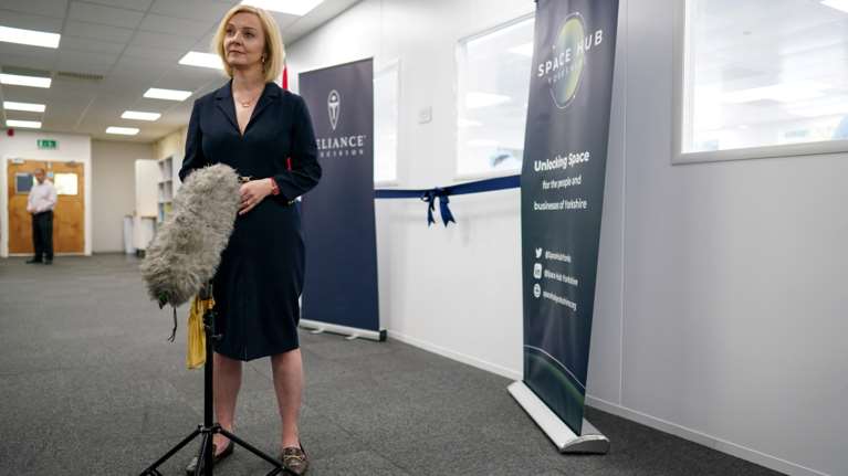 Λιζ Τρας: Ποια είναι η επόμενη πρωθυπουργός της Βρετανίας - Εμπνευσμένη από Ρήγκαν και Θάτσερ