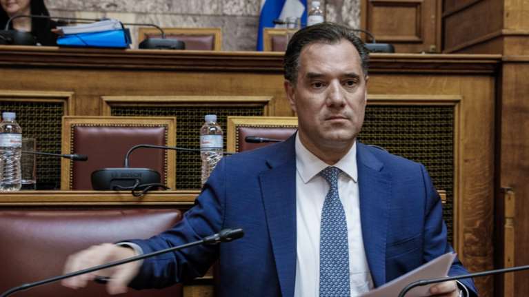 Άδωνις Γεωργιάδης: &quot;Αν ο Καραμανλής έλεγε ότι υπάρχει πρόβλημα ασφαλείας στα τρένα, δεν θα έμπαινε κανείς&quot;