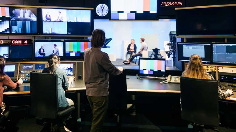 ΔΣΑ: Στο Πειθαρχικό 20 "διάσημοι" δικηγόροι για τηλεδίκες- Για Φιλιππίδη, Πισπιρίγκου, Μπάμπη Αναγνωστόπουλο και Λιγνάδη