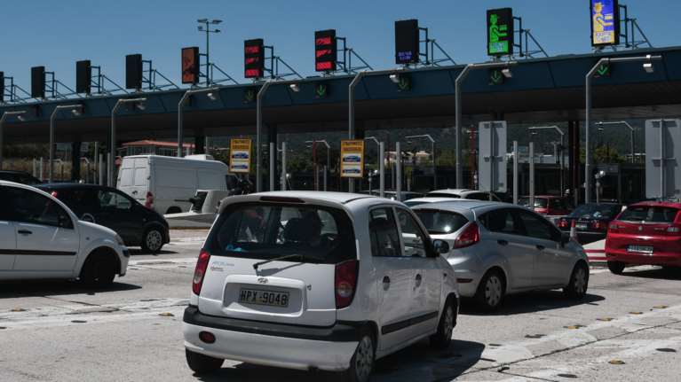 Πάσχα στο χωριό: Διχασμένοι οι ειδικοί - Στα self test ποντάρει η κυβέρνηση - Τι θα κρίνει τις αποφάσεις