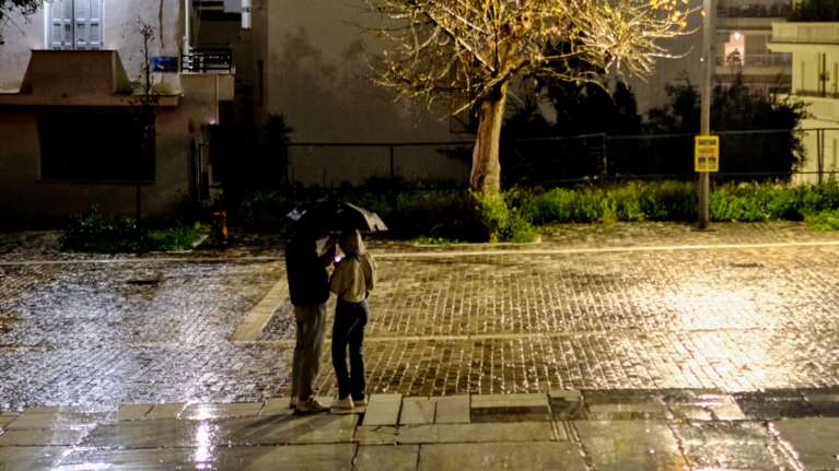 Ραγδαία αλλαγή του καιρού: Ερχονται βροχές και απότομη πτώση της θεμοκρασίας - Η προειδοποίηση Κολυδά