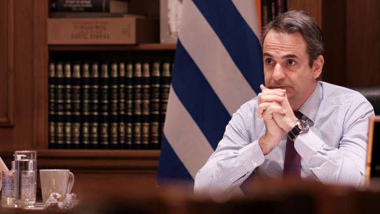 Στα χέρια του Μητσοτάκη το σχέδιο για την χαλάρωση των μέτρων – Τι θα ανακοινώσει στο διάγγελμα