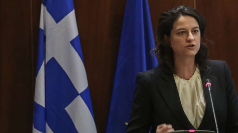 Στο τραπέζι παράταση της σχολικής χρονιάς, μείωση της ύλης και Πανελλαδικές τον Ιούλιο