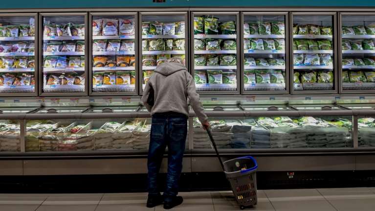 Τα καλά και τα κακά νέα του Φεβρουαρίου για την τσέπη μας