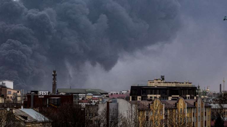 Ουκρανία: Εκρήξεις στην Οδησσό - Δέχεται επίθεση με πυραύλους - Μεταβαίνει σήμερα ο Δένδιας