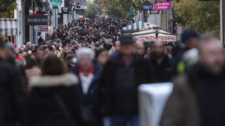 Η δημοσκόπηση των δημοσκοπήσεων: Ποια είναι σήμερα τα ποσοστά ΝΔ, ΣΥΡΙΖΑ και ΠΑΣΟΚ - Τι κυβέρνηση θέλουν οι ψηφοφόροι