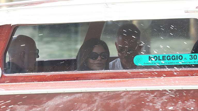 Τζεφ Μπέζος - Λόρεν Σάντσεζ: Έφθασαν στη Βενετία - Αρχίζει το  μαραθώνιο πάρτι για τον &quot;γάμο του αιώνα&quot; [Εικόνες]