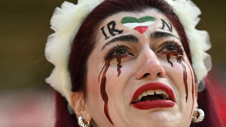 Μουντιάλ 2022: Γιατί το Ιράν απείλησε τις οικογένειες των ποδοσφαιριστών του με φυλάκιση και βασανιστήρια