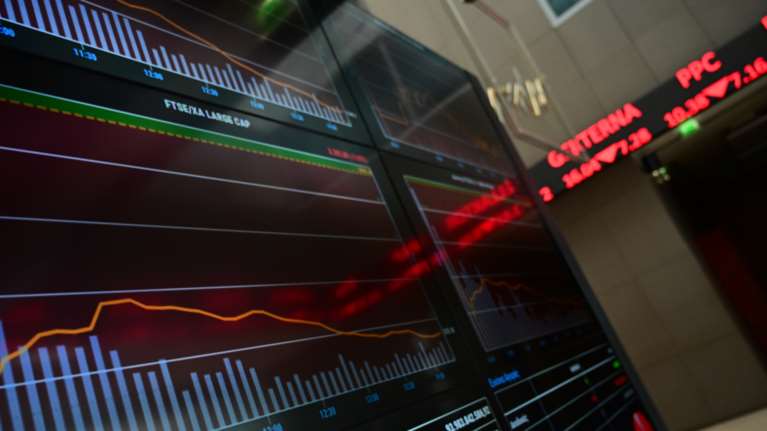 Καμπανάκι ΔΝΤ για τον εμπορικό πόλεμο και τους δασμούς του Τραμπ: &quot;Μπορεί να οδηγήσει σε χρηματιστηριακό κραχ&quot;