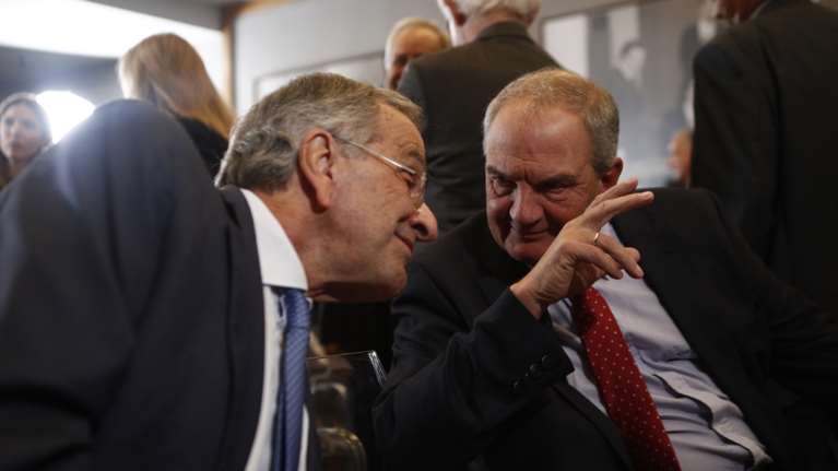 Νέα κοινή εμφάνιση Καραμανλή - Σαμαρά στο Πολεμικό Μουσείο