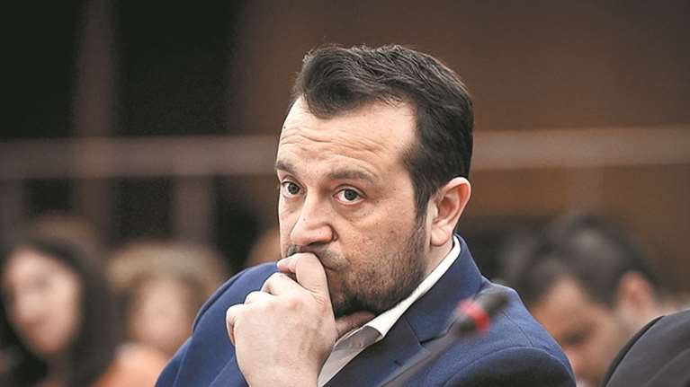 Μήνυση κατά της γραμματέως του Καλογρίτσα κατέθεσε ο Νίκος Παππάς - Για τις &quot;τσάντες με χρήματα που έφευγαν για τον ΣΥΡΙΖΑ&quot;