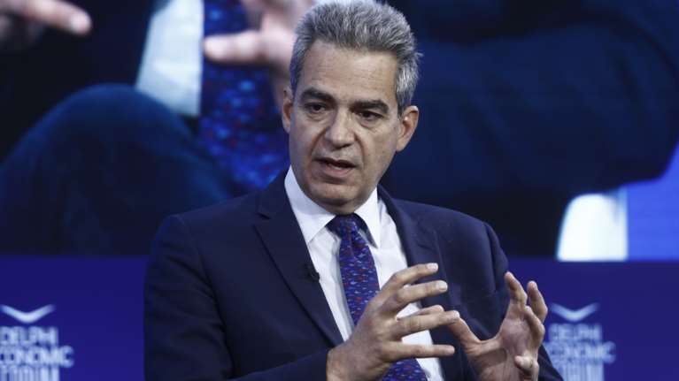 Υπέρ της αποστολής ελληνικού στρατού στην Ουκρανία ο Άγγελος Συρίγος - Σε άλλη γραμμή από Μητσοτάκη