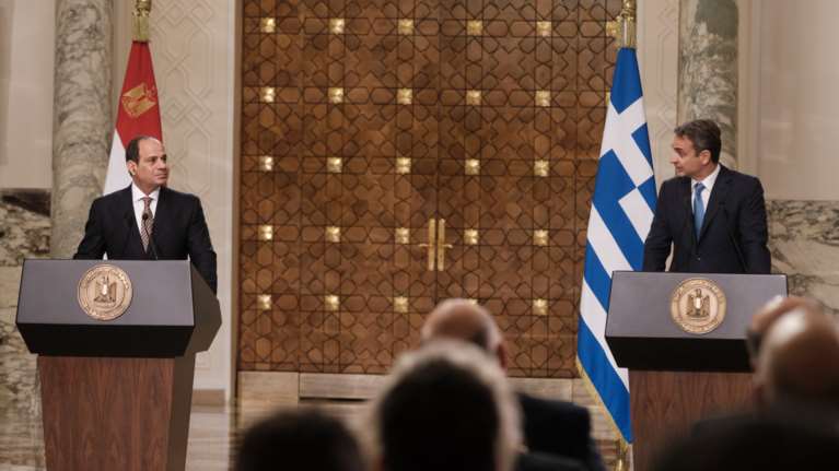 Μητσοτάκης: Τηλεφωνική επικοινωνία με τον Αλ Σίσι για τις προκλήσεις της Τουρκίας