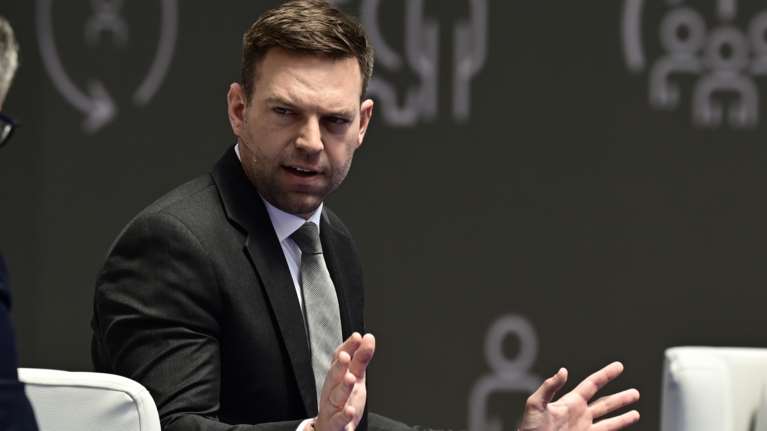 Κασσελάκης κατά Καραχάλιου για Καρυστιανού: Ο άνθρωπος βλέπει δράκους και φαντάσματα - Να βγάλει τον σκασμό