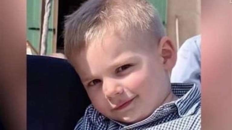 Γαλλία: Τα στοιχεία που δείχνουν ότι ο μικρός Εμίλ δολοφονήθηκε - Παραμένει στο κάδρο των υπόπτων η οικογένειά του