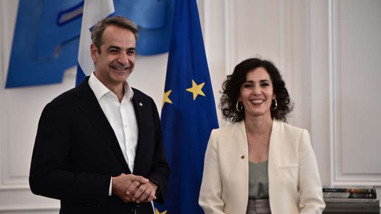 Μητσοτάκης με Ευρωπαία Επίτροπο Διαχείρισης Κρίσεων: Κορυφαία προτεραιότητα η ενίσχυση της πολιτικής προστασίας