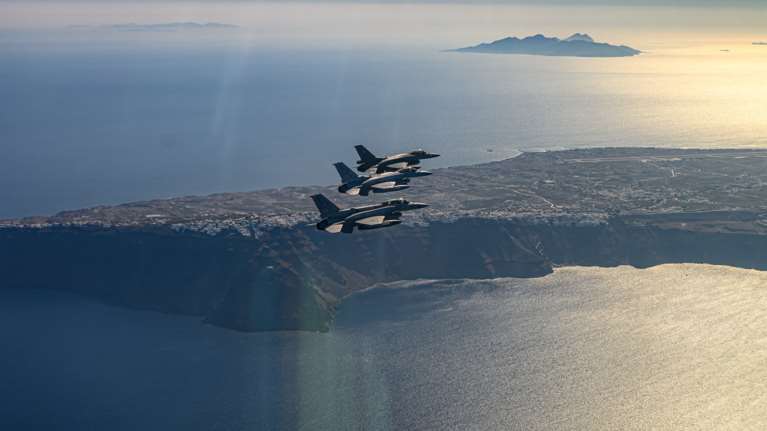 Απάντηση στο Oruc Reis: Αμερικανικά κατασκοπευτικά πέταξαν νότια της Ρόδου [Bίντεο]