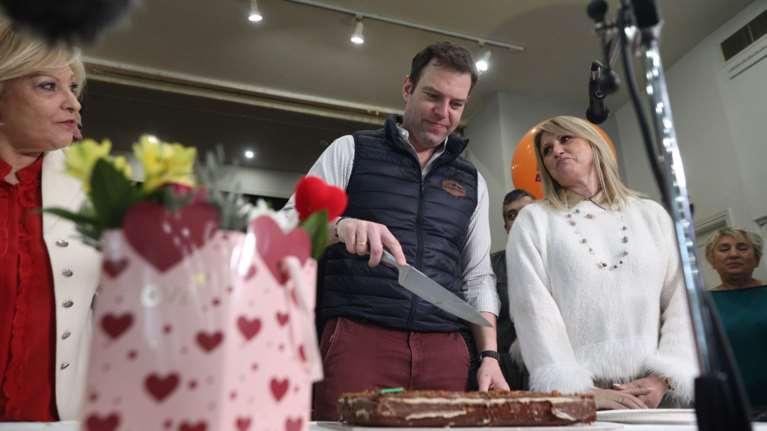 Κασσελάκης: Το παράπονο για το φλουρί που δεν έχει κερδίσει ποτέ και η απορία του Τάιλερ για τη βασιλόπιτα [βίντεο]