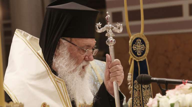 Αρχιεπίσκοπος Ιερώνυμος: Κουράγιο και θα νικήσουμε - Οι εκκλησίες έκλεισαν με πόνο
