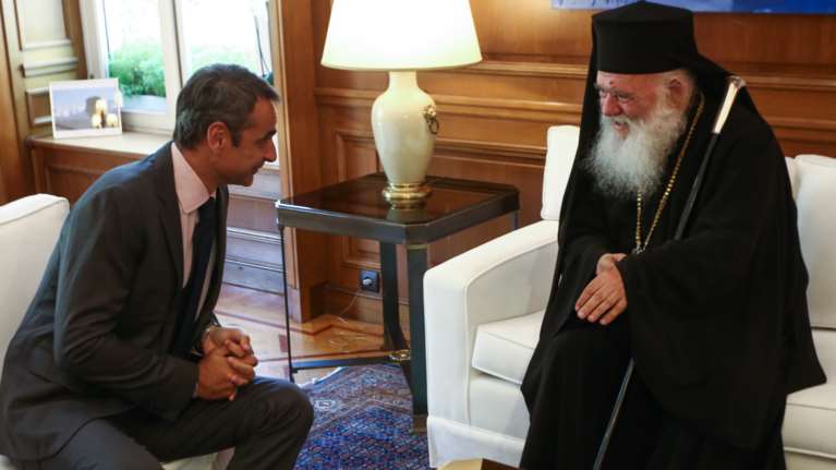 Κυριάκος Μητσοτάκης: Ευχές στον Αρχιεπίσκοπο Ιερώνυμο για ταχεία ανάρρωση