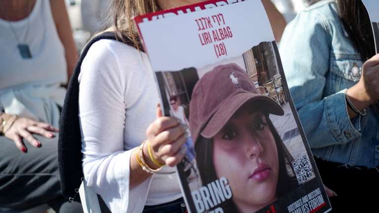 Πόλεμος στο Ισραήλ: Ποιοι είναι οι 137 όμηροι που παραμένουν αιχμάλωτοι στη Γάζα μετά τη λήξη της εκεχειρίας