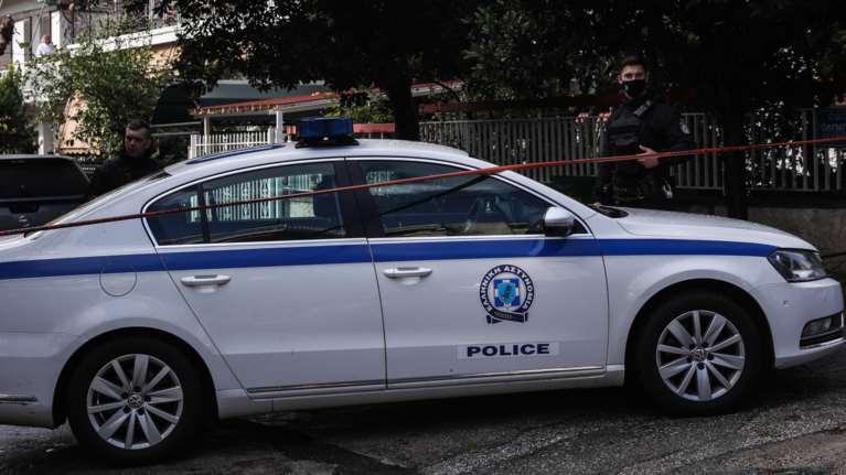 Δολοφονία σοκ στην Εύβοια: Γιος, κόρη και γαμπρός έπνιξαν τον πατέρα τους με μαξιλάρι