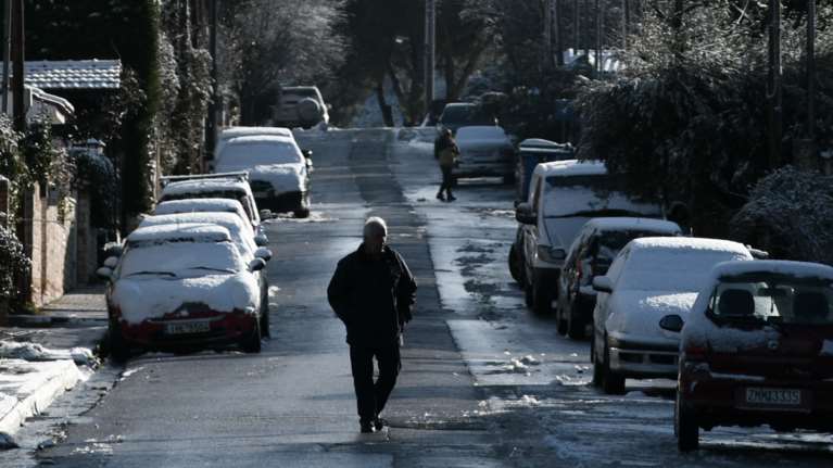 Μαρουσάκης: &quot;Πολικό ψύχος εξπρές&quot; με ραγδαία πτώση της θερμοκρασίας και χιόνια ακόμη και στην Αττική