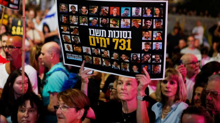 Ώρα μηδέν για τους ομήρους δύο χρόνια μετά τη θηριωδία της Χαμάς: Συγγενείς τους &quot;ψηφίζουν&quot; Τραμπ για Νόμπελ Ειρήνης