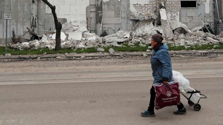 Κραυγή αγωνίας από το Κίεβο για τη Μαριούπολη: "Δεν λειτούργησε η εκκένωση - Οι Ρώσοι παραβίασαν την κατάπαυση πυρός"