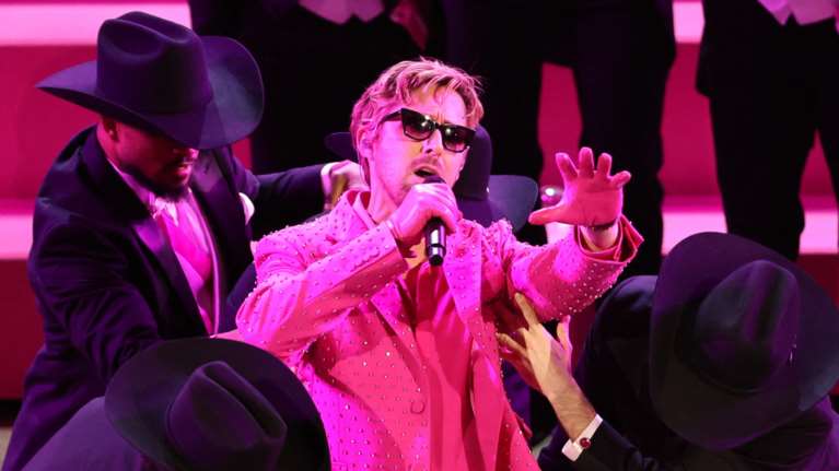 Οσκαρ 2024: Όταν ο Ράιαν Γκόσλινγκ μετέτρεψε το Dolby Theater σε μιούζικ χολ τραγουδώντας το &quot;I&#39;m just Ken&quot; [βίντεο]