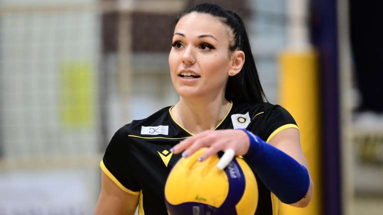 Νεπάλ: Ασφαλής και σε αναμονή για την επιστροφή της στην Ελλάδα η βολεϊμπολίστρια Εύα Χαντάβα - Η ανάρτησή της