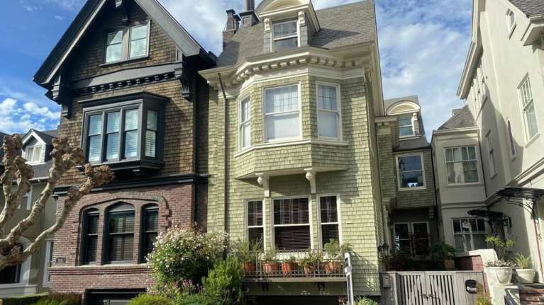 Μέσα στο ονειρεμένο σπίτι της Τζούλια Ρόμπερτς στο Σαν Φρανσίσκο - Το πουλά 12 εκατ. δολλάρια [εικόνες]