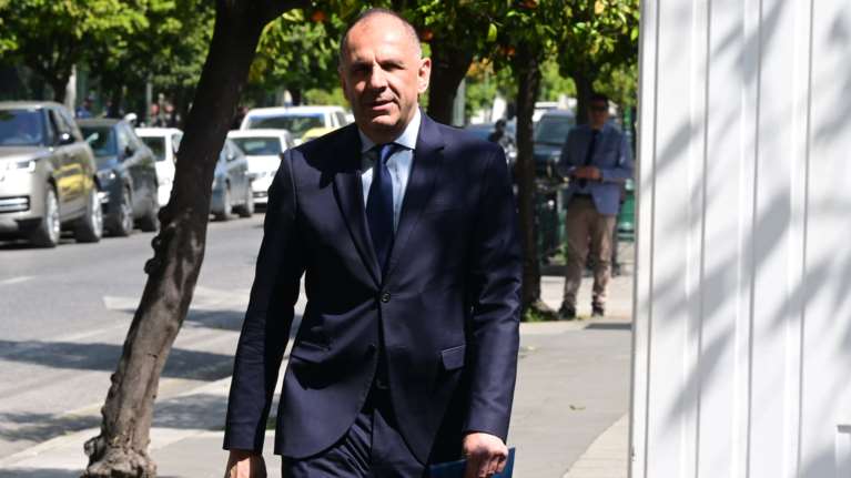 Γεραπετρίτης: Καλούμε το καθεστώς του Ιράν να απέχει από την επιβολή και εκτέλεση ποινών κατά διαδηλωτών