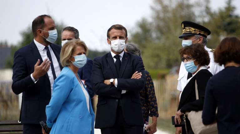 Μακρόν: Είμαστε ανοιχτοί σε διάλογο, αλλά με σεβασμό στο διεθνές δίκαιο