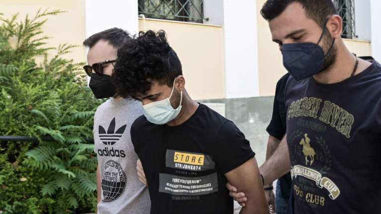 Δικηγόρος οικογένειας 17χρονης: Ο Πακιστανός είχε δυο συνεργούς - Προσχεδιασμένη η δολοφονία της Νικολέτας