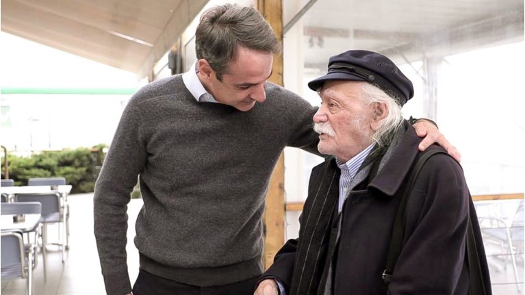 μητσοτακης γλεζος
