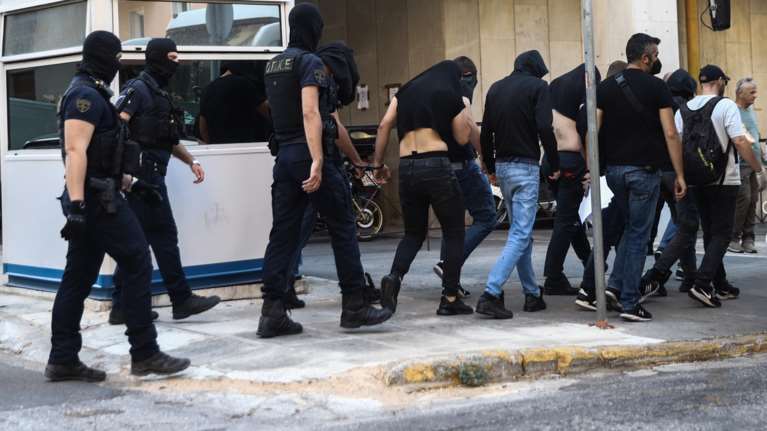 &quot;Ασ’ τους... πάνε να κοιμηθούν&quot; -  Η λάθος εντολή για τους Κροάτες χούλιγκαν λίγο πριν τη δολοφονία του 29χρονου Μιχάλη