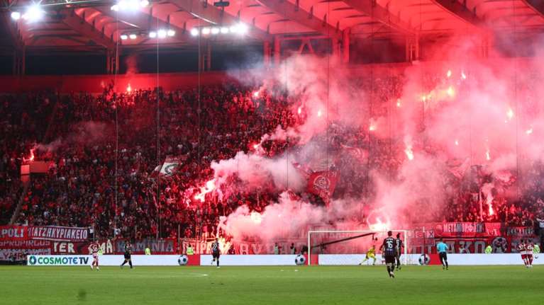 Ολο το σχέδιο: Πώς θα λειτουργούν οι κάμερες στα γήπεδα, πώς θα γίνεται ο έλεγχος των εισιτηρίων μόνο στο κινητό