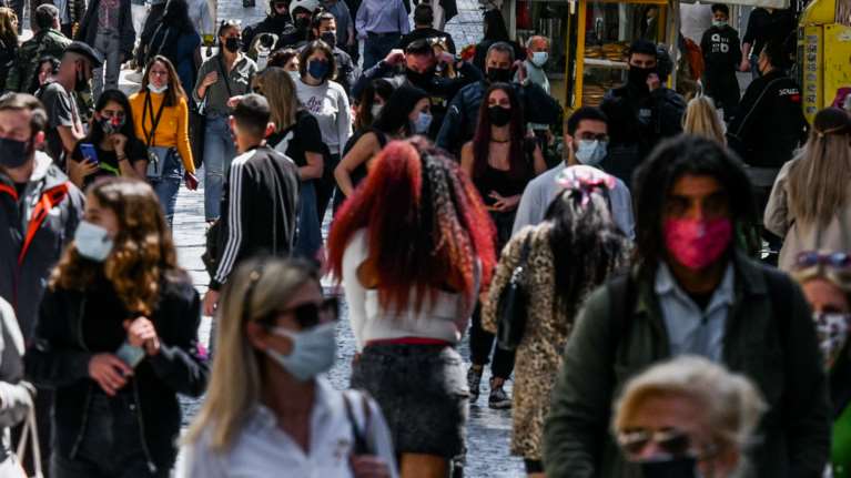 Κορονοϊός: 2.781 νέα κρούσματα σήμερα - 63 θάνατοι και 805 διασωληνωμένοι