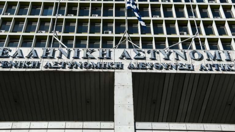 &quot;Τα μάζεψε&quot; ο μάρτυρας &quot;Σαράφης&quot;: Δεν έχω στοιχεία για χρηματισμό πολιτικών