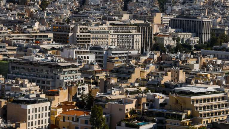 &quot;Διορθώστε και κερδίστε&quot; για 200.000 ιδιοκτήτες ακινήτων - Μήνυμα στον υπολογιστή τους από την ΑΑΔΕ