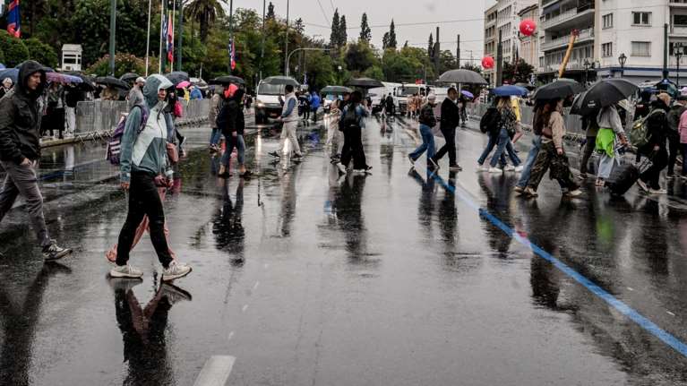 Καιρός: Πλούσιο "κοκτέιλ" με νέα κακοκαιρία από την Τετάρτη και μετά... καλοκαίρι - Πώς θα κάνουμε 28η Οκτωβρίου
