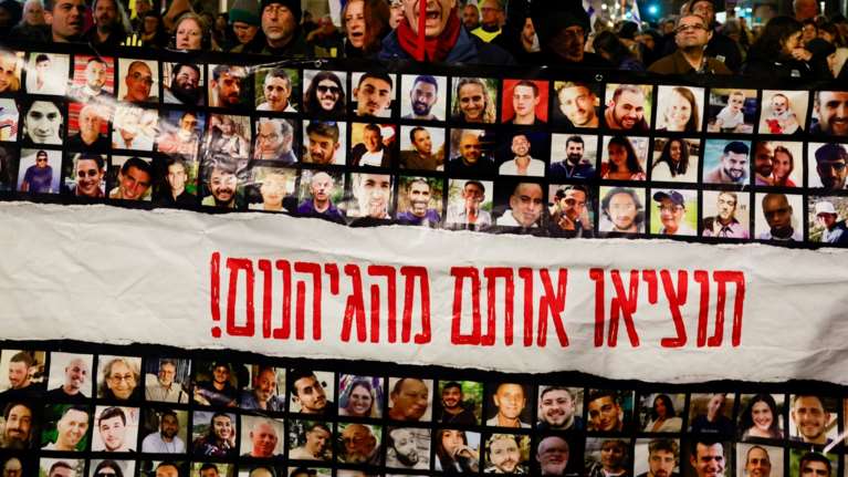 Στον αέρα η εκεχειρία Ισραήλ - Χαμάς: Ο Νετανιάχου λέει πως δεν θα ξεκινήσει &quot;αν δεν λάβουμε τη λίστα με τους ομήρους&quot;