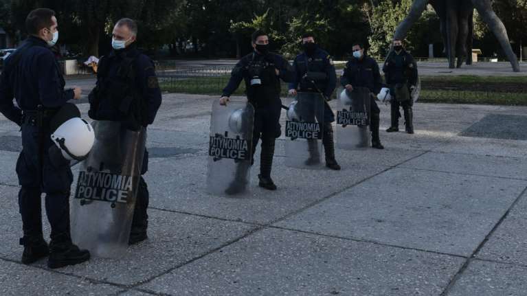 Επέτειος Γρηγορόπουλου: Και επισήμως απαγόρευση διαδηλώσεων την Κυριακή - Βαριά πρόστιμα ως 5.000 ευρώ