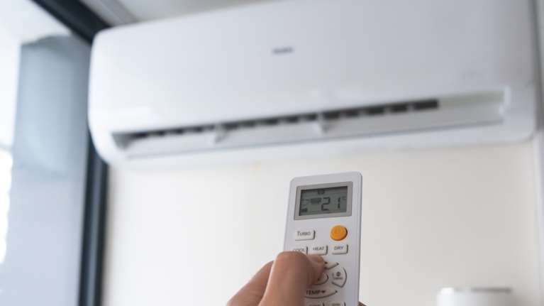 Mάχη για ένα... κλιματιστικό: 910.000 έκαναν αίτηση για επιδότηση - Τα 4 ζητήματα για τους καταναλωτές