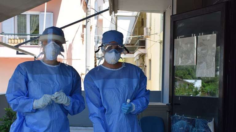 Κορονοϊός: Αντιστέκεται ο ιός - 1.534 νέα κρούσματα σήμερα - 81 νεκροί και 571 διασωληνωμένοι