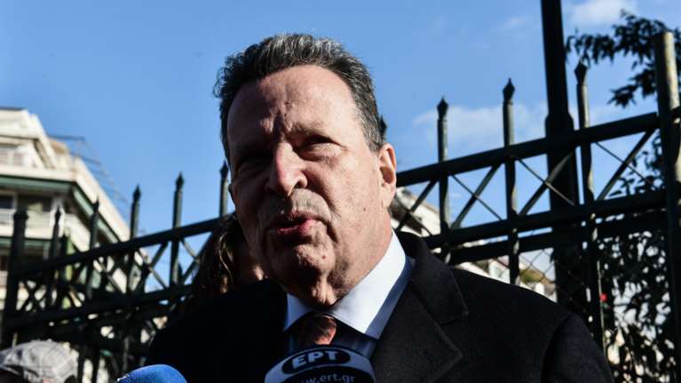 Κύρτσος: &quot;Θετική η πρωτοβουλία Τσίπρα - Το ΠΑΣΟΚ έχει μπει σε πρέσα δημοσκόπων - Μαξίμου - Media&quot;