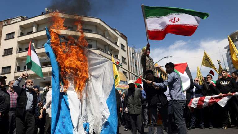 Σε κατάσταση συναγερμού η Μέση Ανατολή από τις απειλές του Ιράν για αντίποινα κατά του Ισραήλ