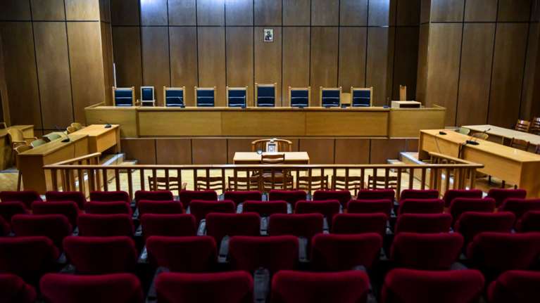 Νομοσχέδιο για διαδηλώσεις: Διαφωνούν οι εισαγγελείς, δεν δέχονται να παρίστανται ούτε να τις διαλύουν